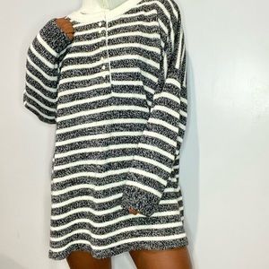 Oversized men’s sweater